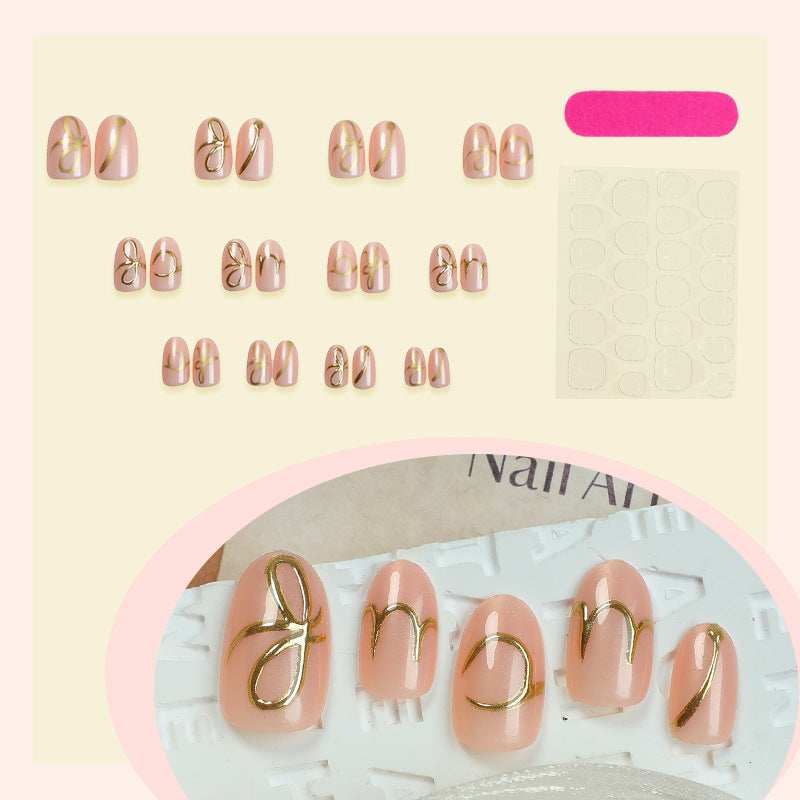 Elegantes Press-On Nail Art Set mit stilvollen goldenen Akzenten Karnz