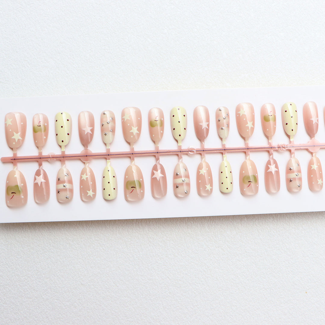 Dekoratives Press-On-Nagelset mit Stern- und Punktdesign Karnz