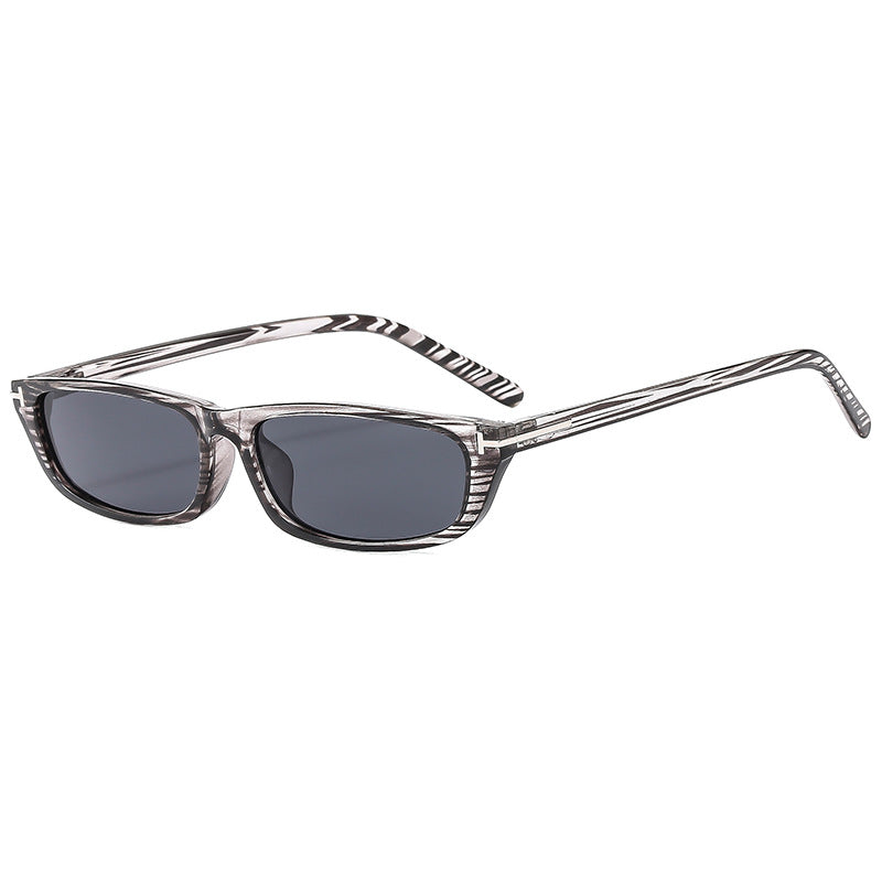 Damen modische Sonnenbrille im auffälligen Retro-Stil Karnz