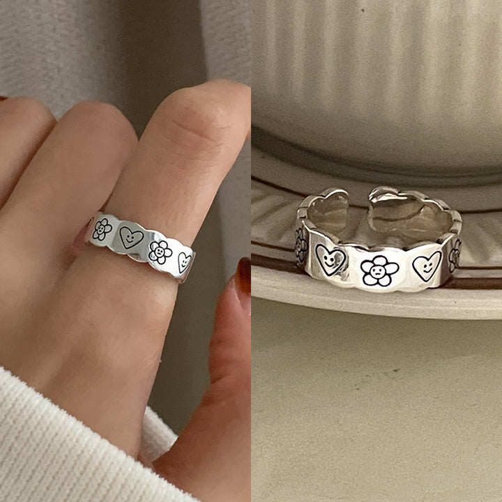 Verstellbarer Silberner Blumenmuster Ring Karnz