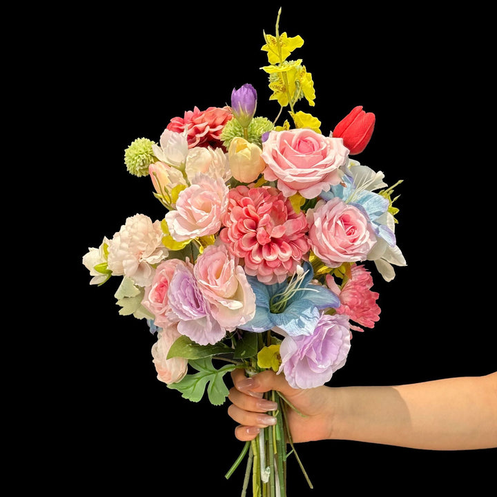 Lebensechter Mehrblüten-Blumenstrauß