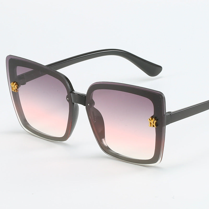 Damen stilvolle quadratische Sonnenbrille mit eleganten Details Karnz