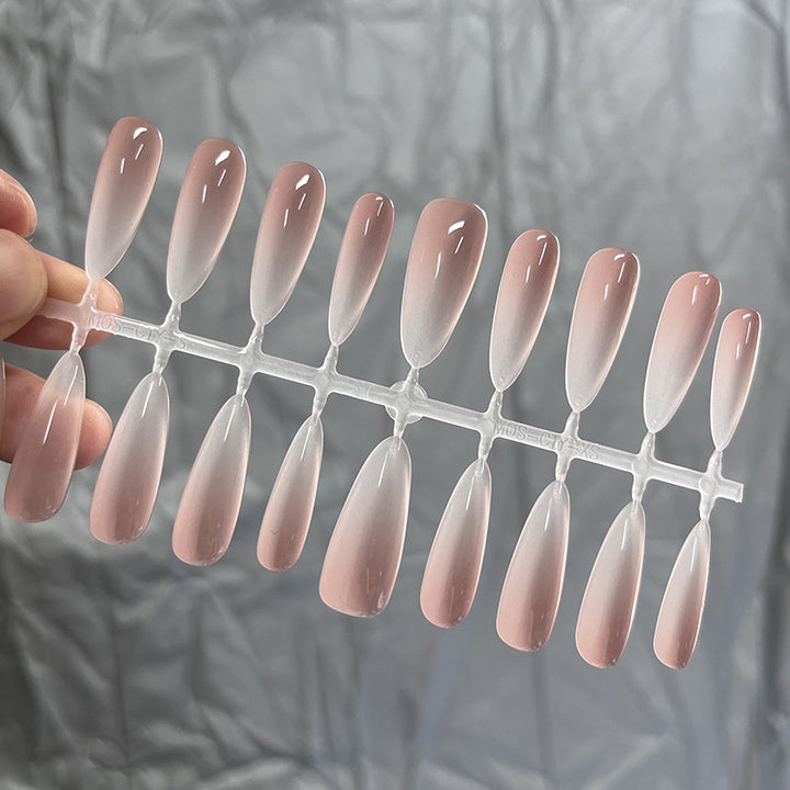 Elegante French Tip Press-On Nagelkollektion Karnz
