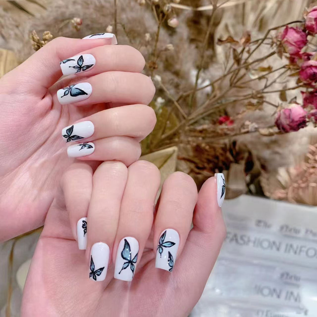 Künstlerische Nagelkunst