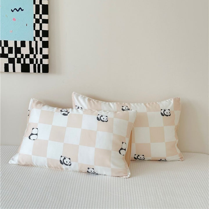 Kinder-Kissenbezug-Set aus Baumwollsatin mit Panda-Print und kariertem Design Karnz