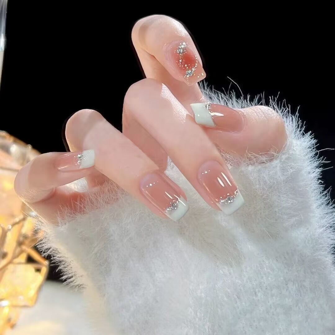 Elegantes Nagelkunstset Karnz