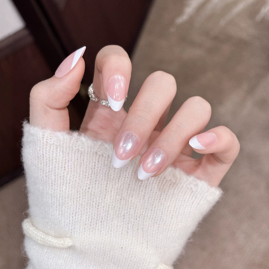 Elegante French Tip Press-On Nägel