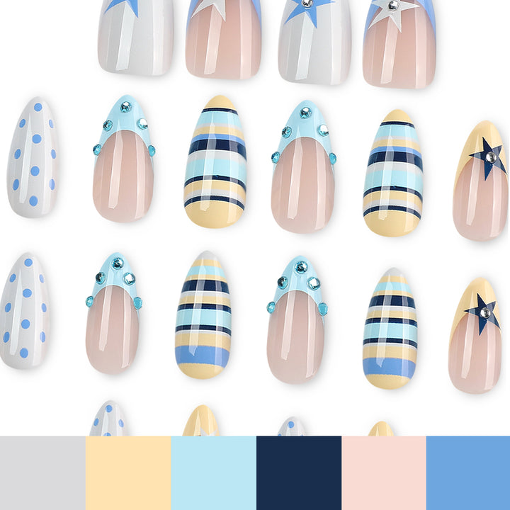 Kunstvolle Stiletto-Nägel mit maritime Designs Karnz