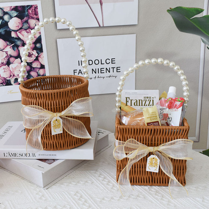 Chice Gewebte Handtasche mit Perlenakzent Karnz