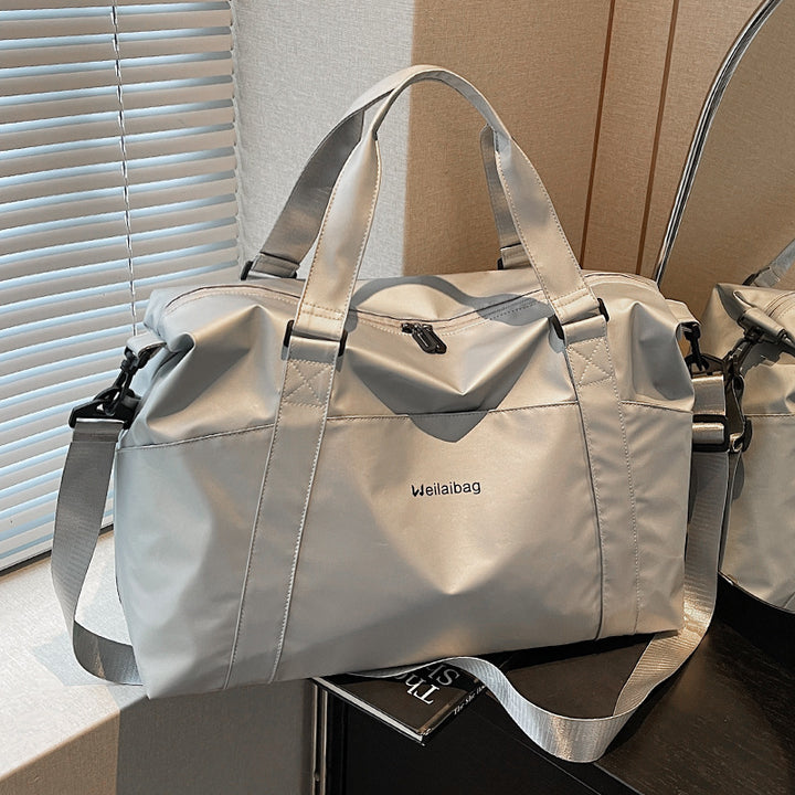 Multifunktionale sportliche Reisetasche