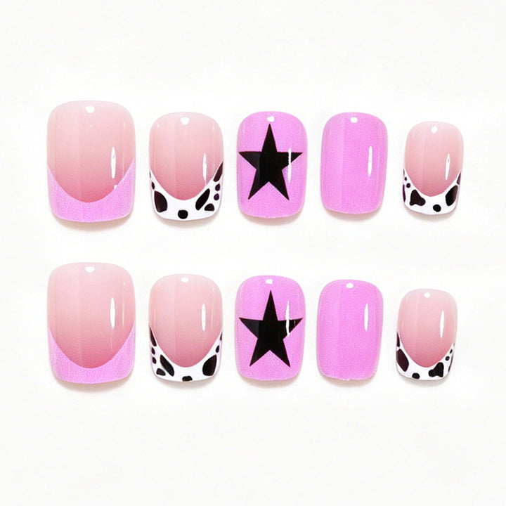 Kreatives Press-On Nagelkunst-Set Karnz