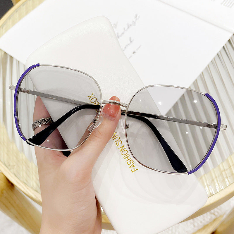 Damen oversized Sonnenbrille mit schützendem UV-Schutz und elegantem Metallrahmen Karnz