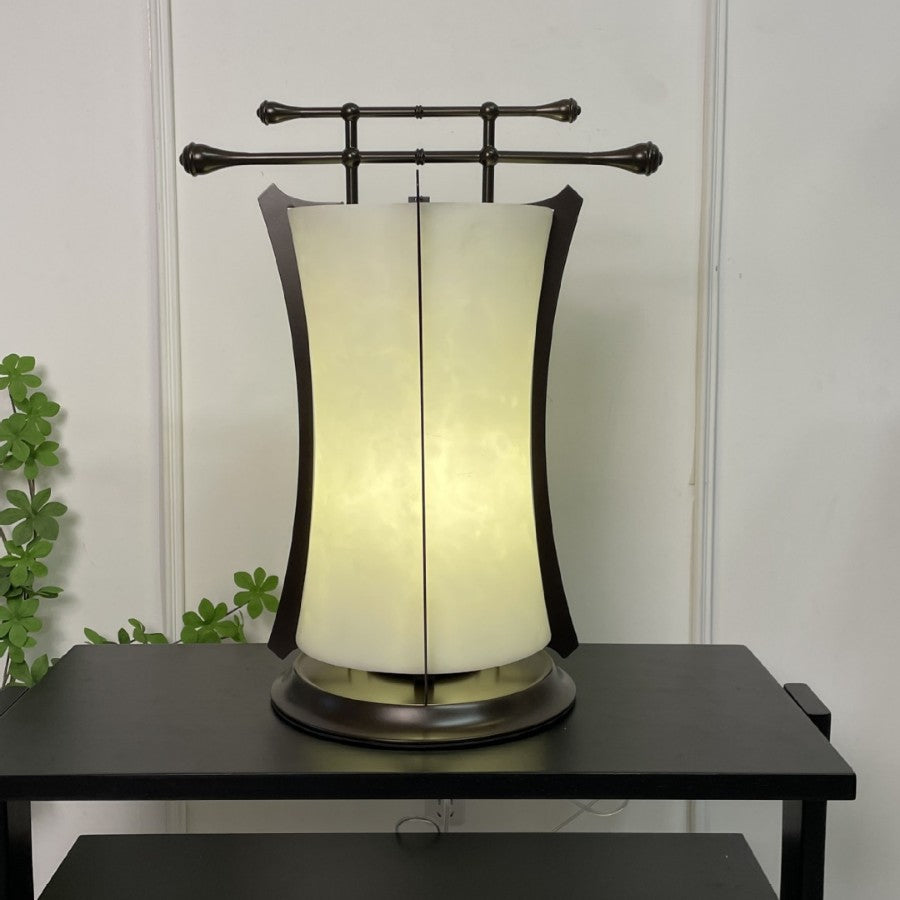 Moderne dekorative Tischlampe