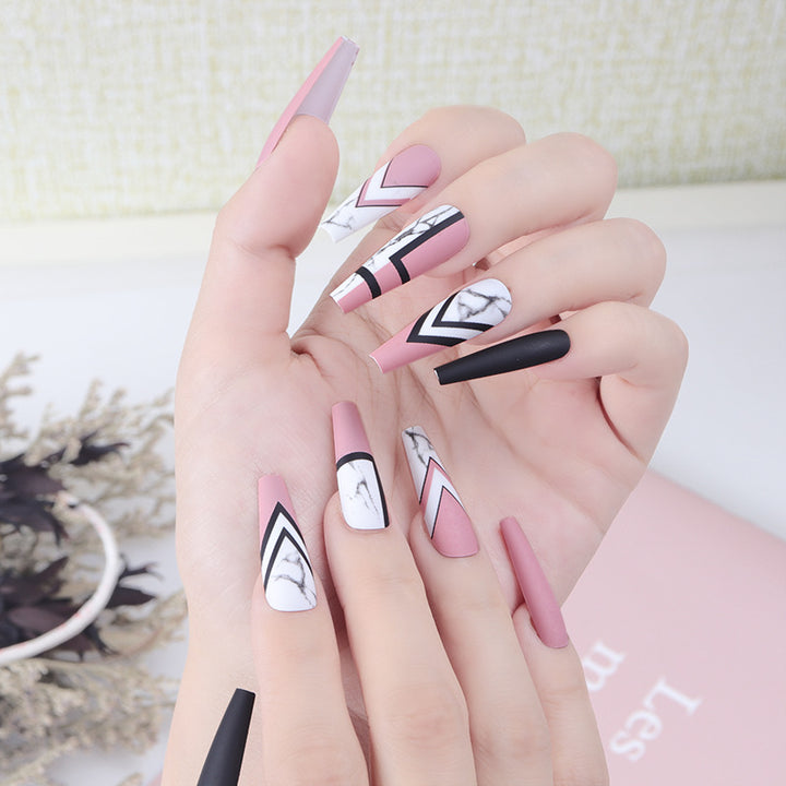 Künstlerisches Langes Stiletto Press-On Nails Set mit Geometrischen Mustern Karnz