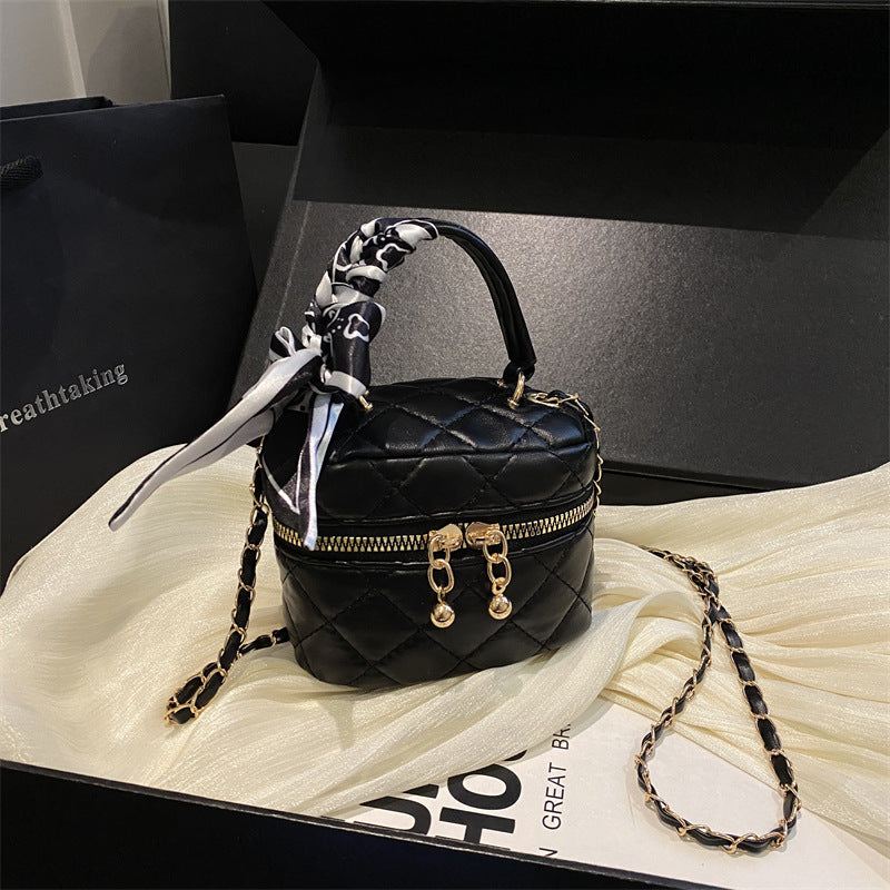 Gepolsterte Mini-Handtasche