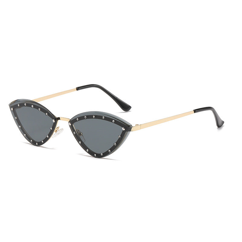 Damen Cat-Eye Sonnenbrille mit funkelnden Kristallakzenten Karnz