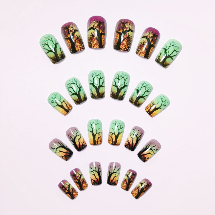 Kunstnägel mit Faszinierendem Baum-Silhouetten-Design Karnz