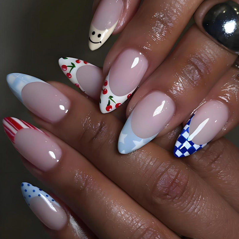 Kunstnagelset mit fröhlichen Motiven und kreativen Designs Karnz