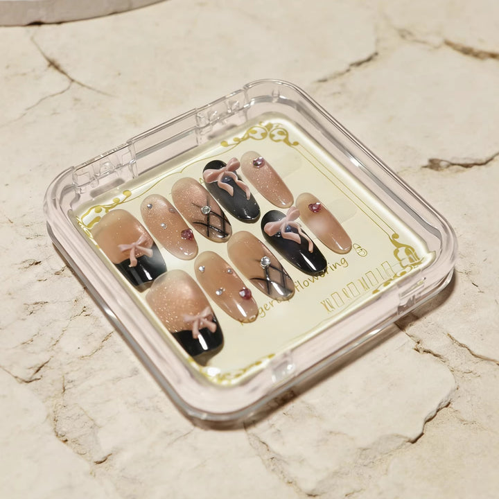 Elegantes Künstlerisches Nagelkunstdesign Karnz