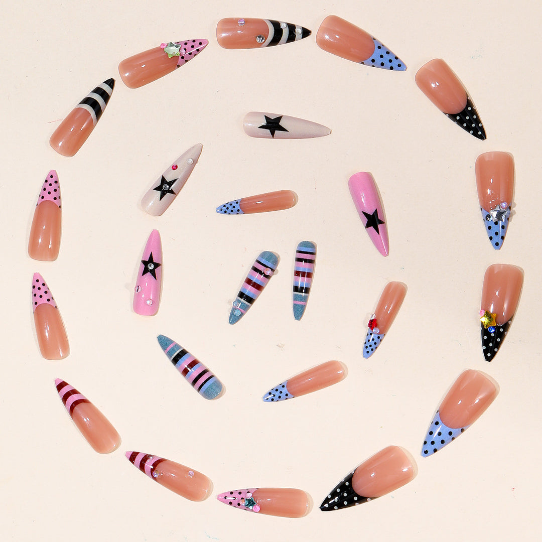 Dekorative Stiletto Nagelkunst Verlängerungen Karnz 1789713184