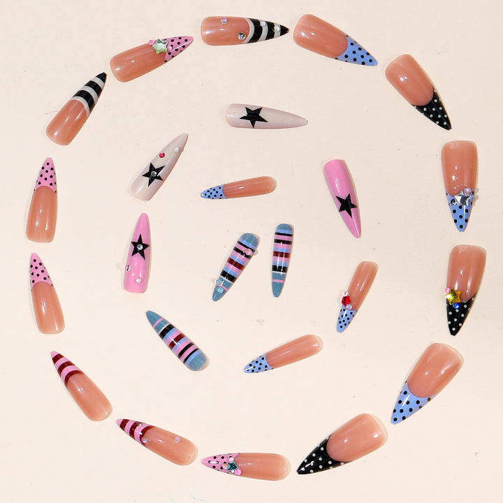 Dekorative Stiletto Nagelkunst Verlängerungen Karnz 1789713184