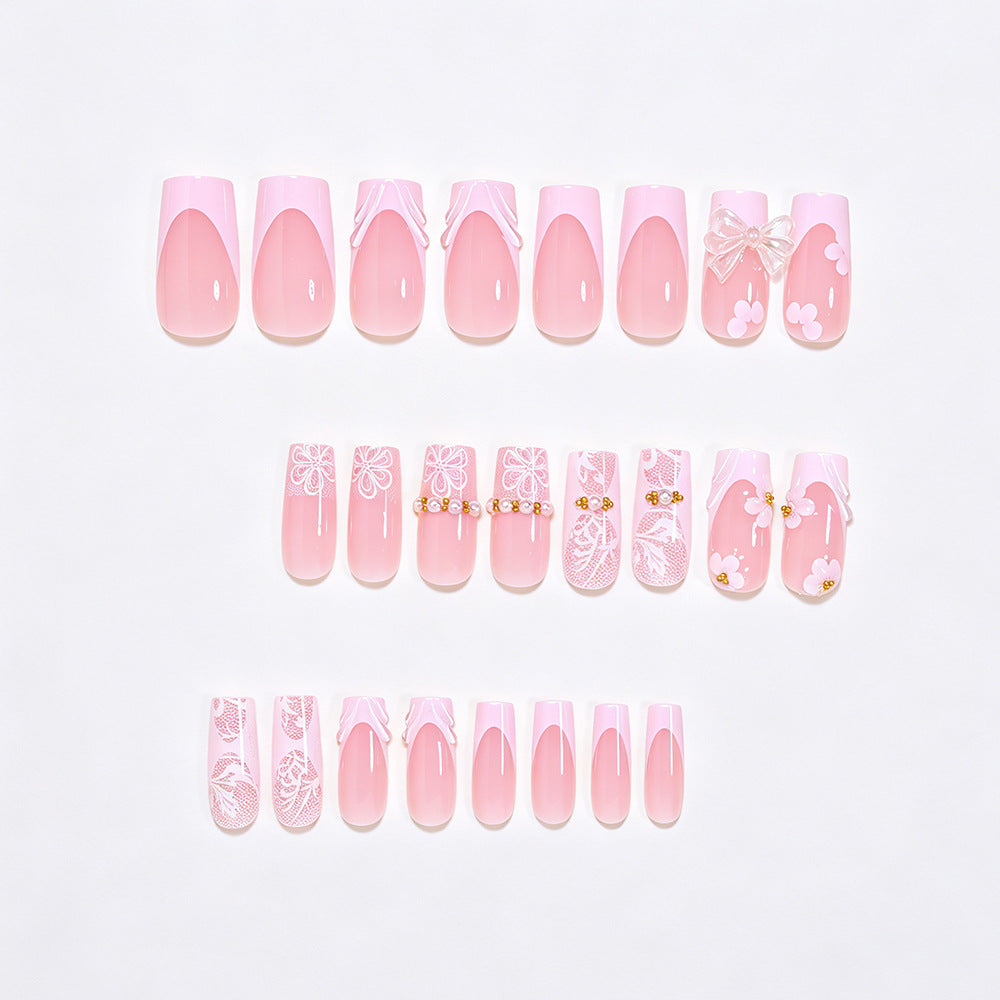 Elegante Floral Press-On Nail Art Tipps Karnz