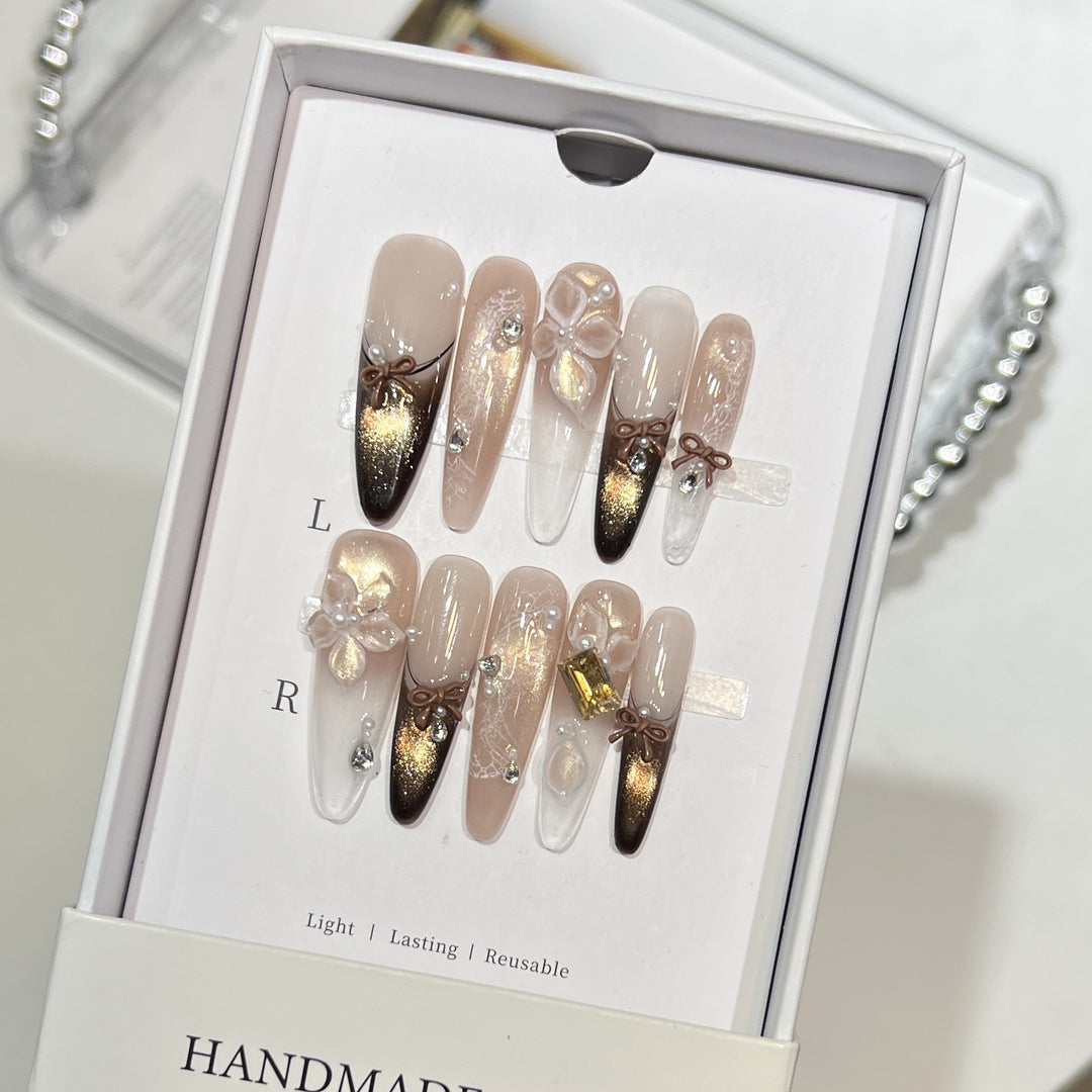 Glamouröse Künstlerische Press-On Nagelverlängerungen Karnz