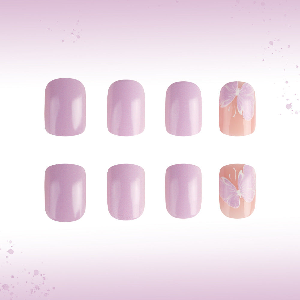 Elegante florale Gel-Nagelkunst Karnz