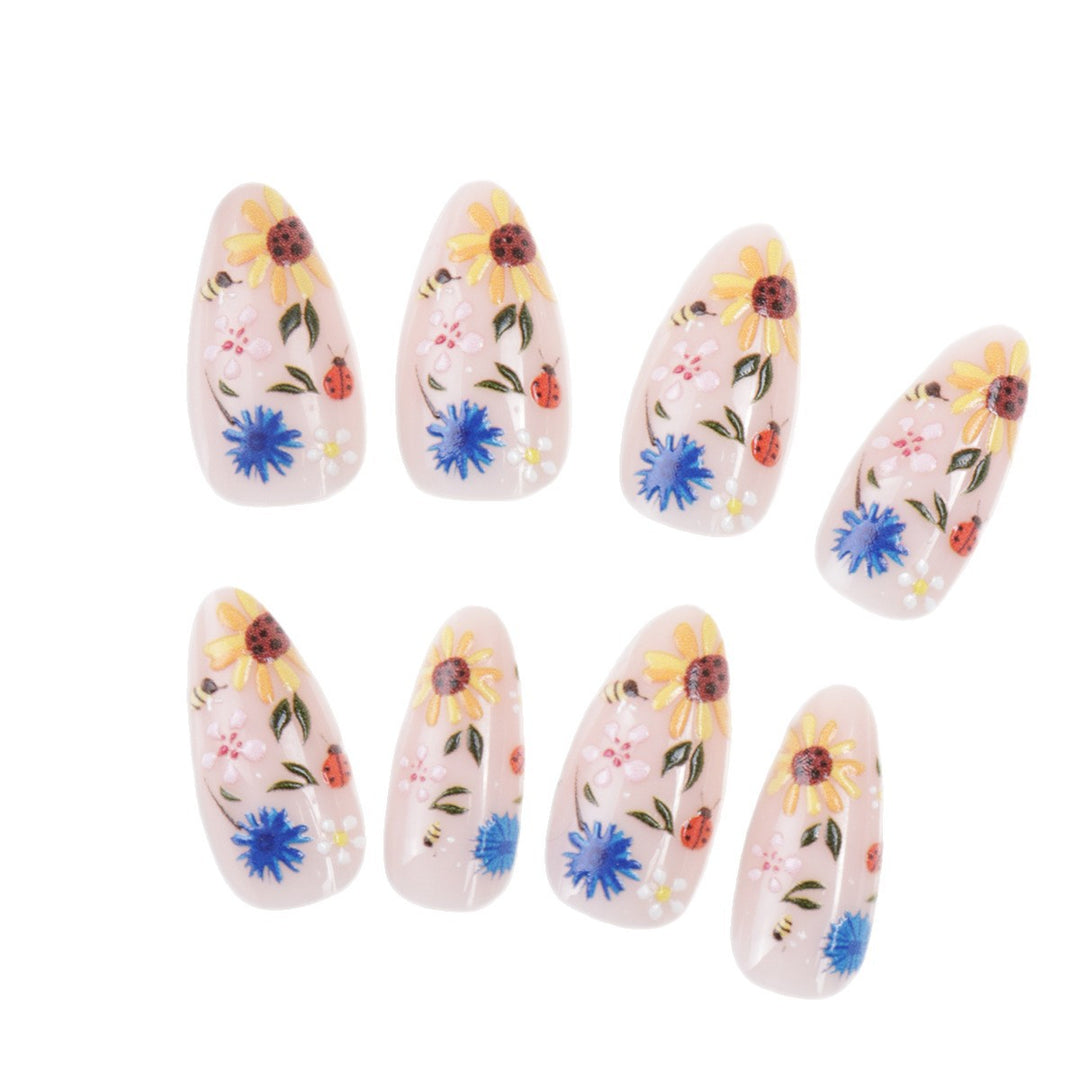Floral Verziertes Press-On Nagelkunst Set Karnz