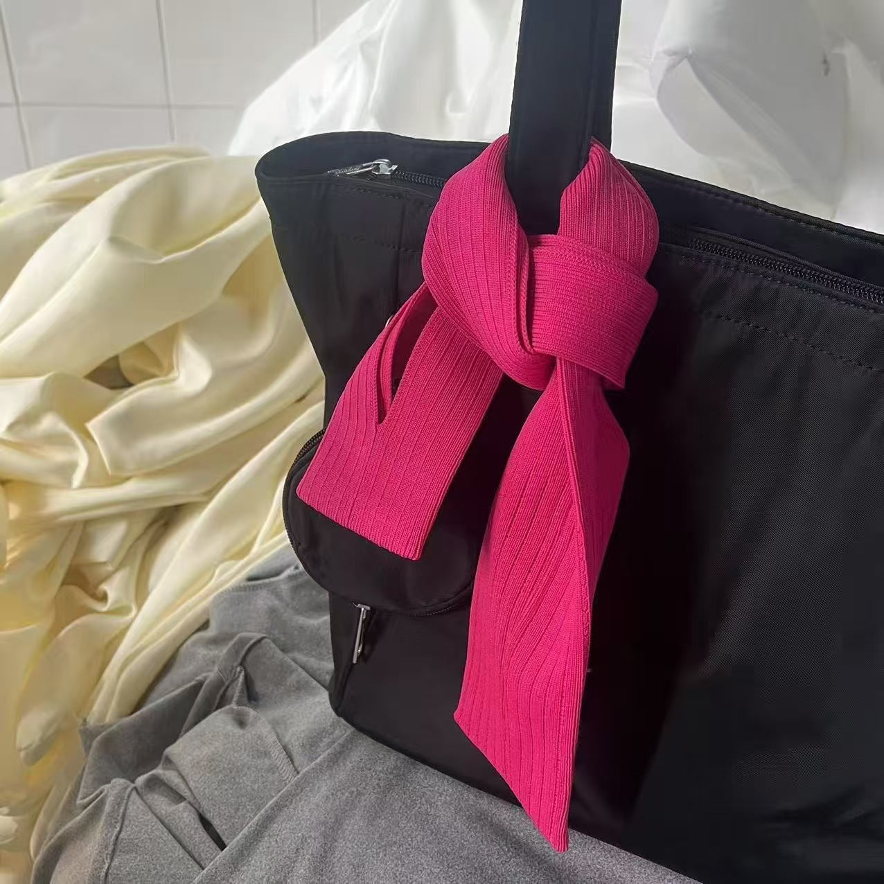 Damen komfortable Yoga-Matte aus rutschfestem Material mit hoher Dämpfung Karnz