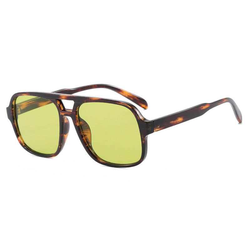Damen moderne quadratische Sonnenbrille mit stylishem transparentem Rahmen Karnz