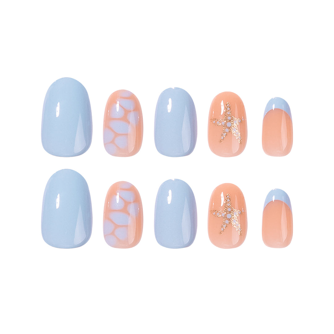Kunstvolle und elegante Nagelkunst Karnz