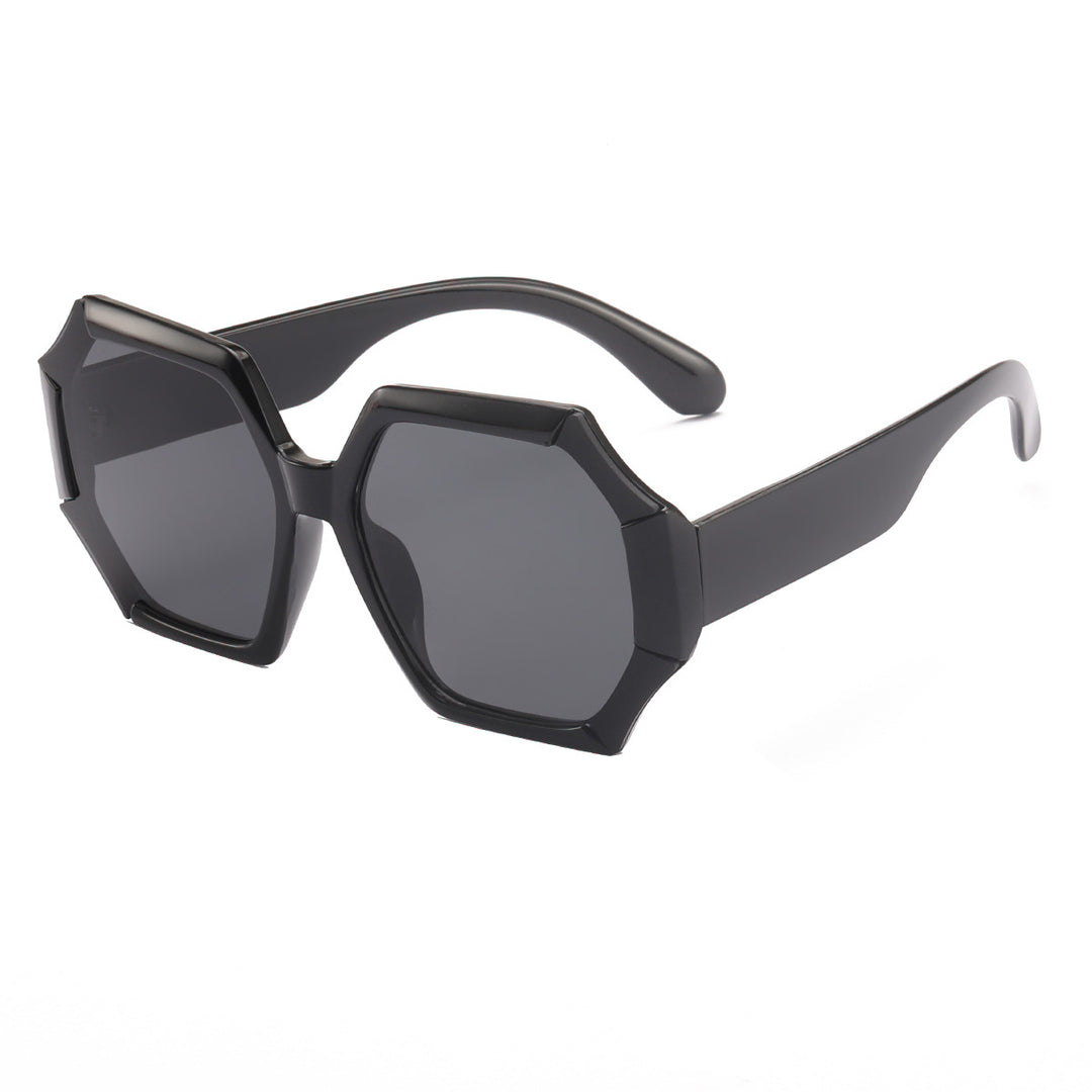 Damen exklusive Sonnenbrille im auffälligen modernen Design Karnz