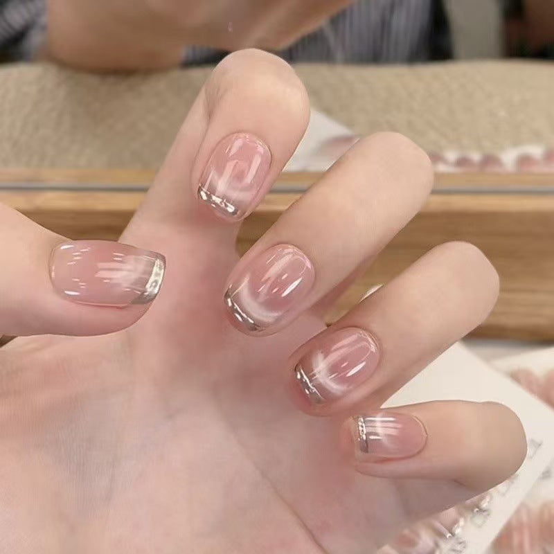 Elegante Gradient French Tip Press-On Nägel