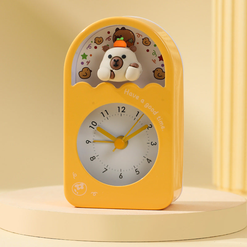Verspielter Tischwecker mit Bärenmotiv Karnz