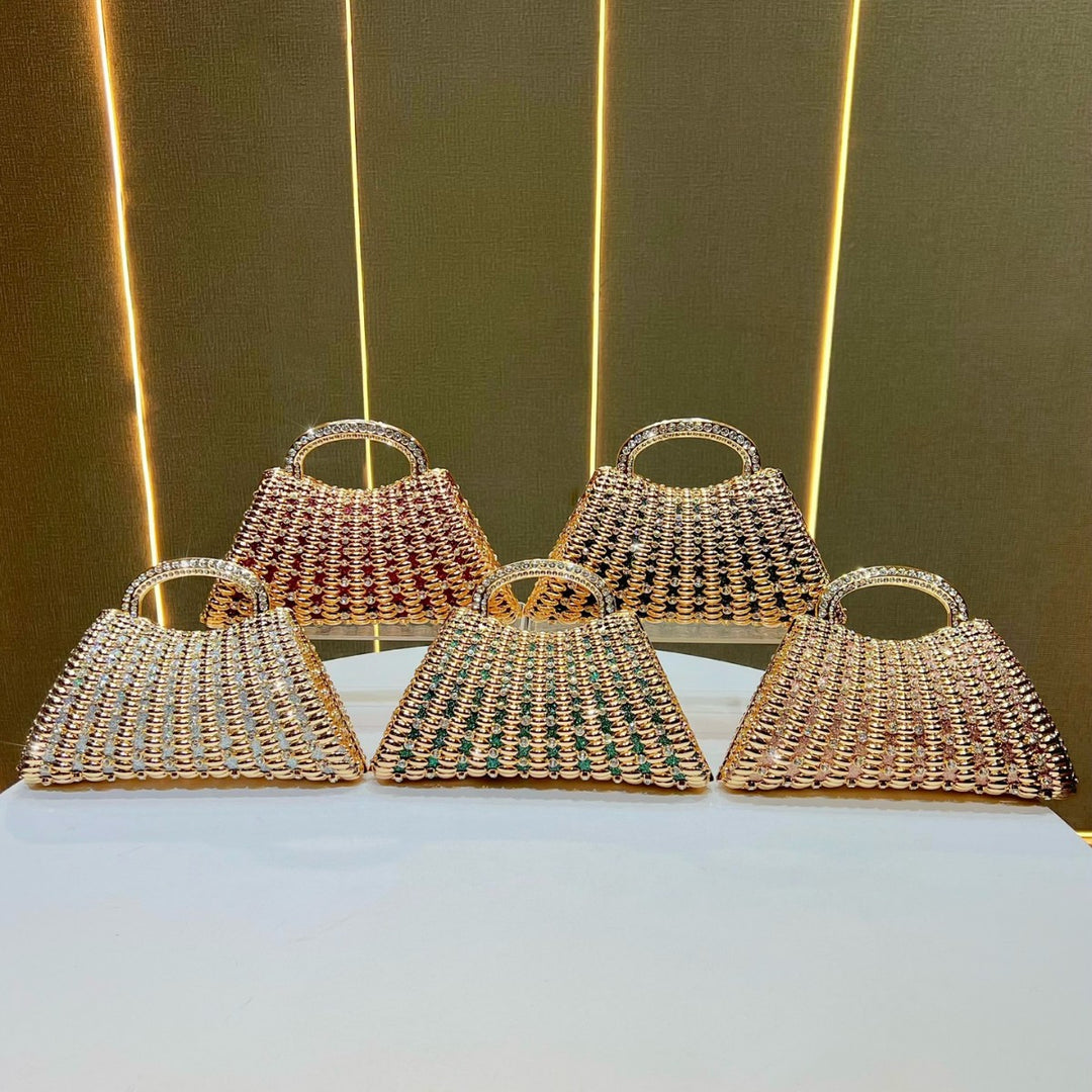 Strass-besetzte Abendhandtasche