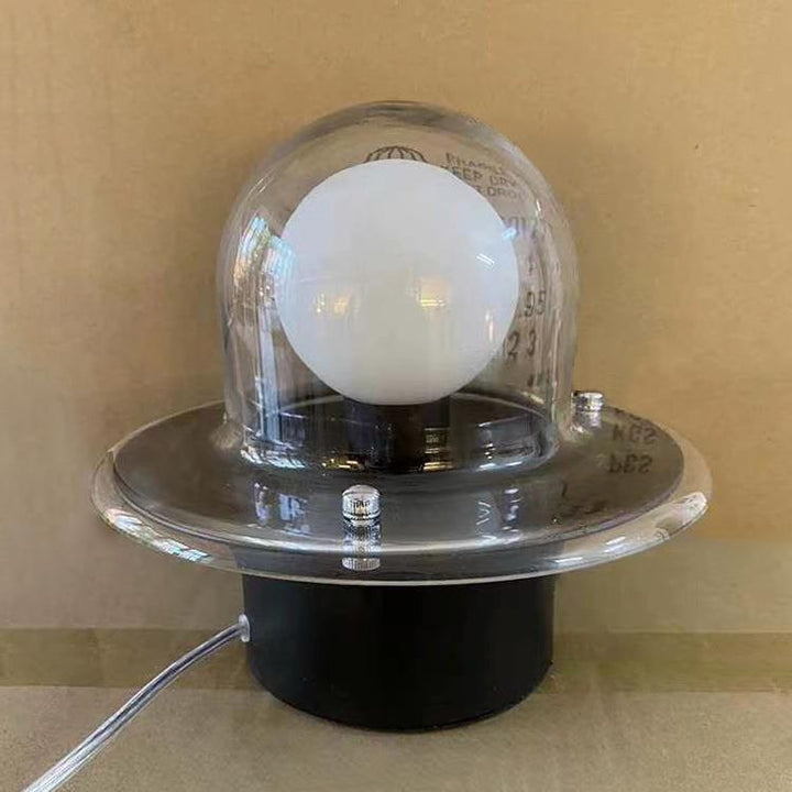 Zeitgenössische Tischlampe mit innovativem Design