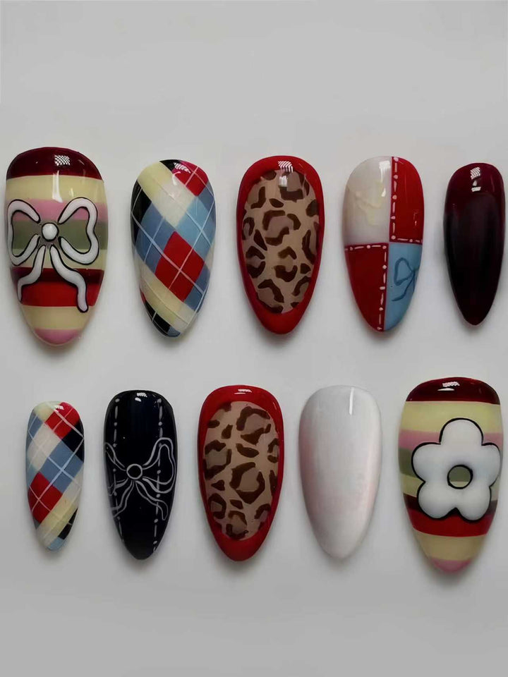 Künstlerische Nagelkunst Karnz