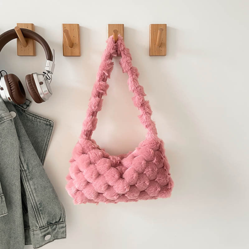 Gemütliche strukturierte Plüsch-Handtasche Karnz