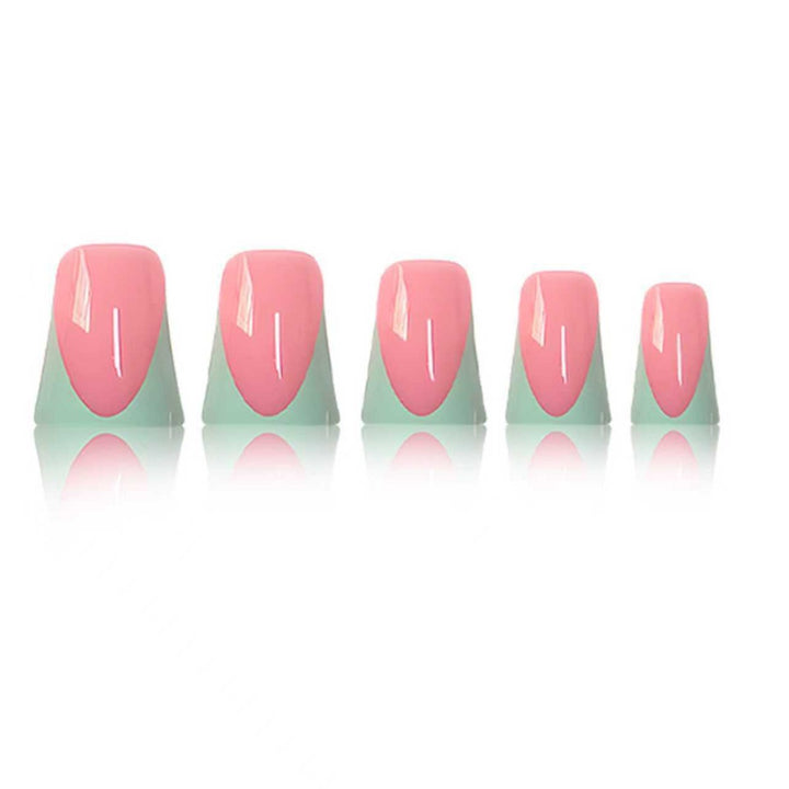 Geometrische Nagelkunst Verlängerungen Karnz