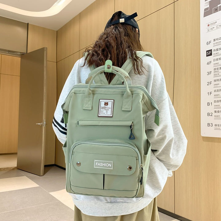 Vielseitiger multifunktionaler Rucksack mit Organisatoren