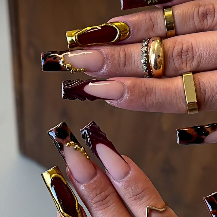 Dekorative Lange Nagelkunst Verlängerungen Karnz