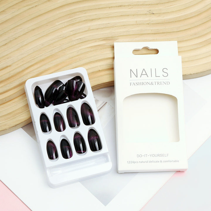 Künstlerische Press-On Nagelspitzen Karnz