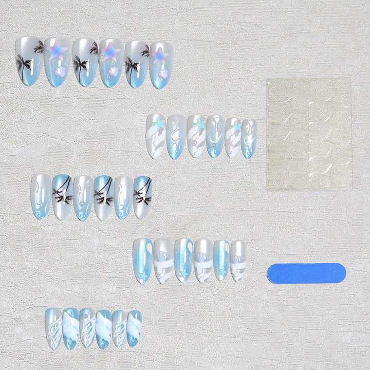 Kunstnagelset mit eleganten Wasser- und Meeresmotiven Karnz