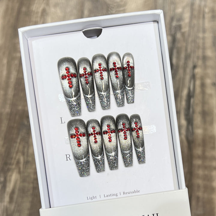 Luxus Glitter Press-On Nagelset mit Kristallakzenten Karnz