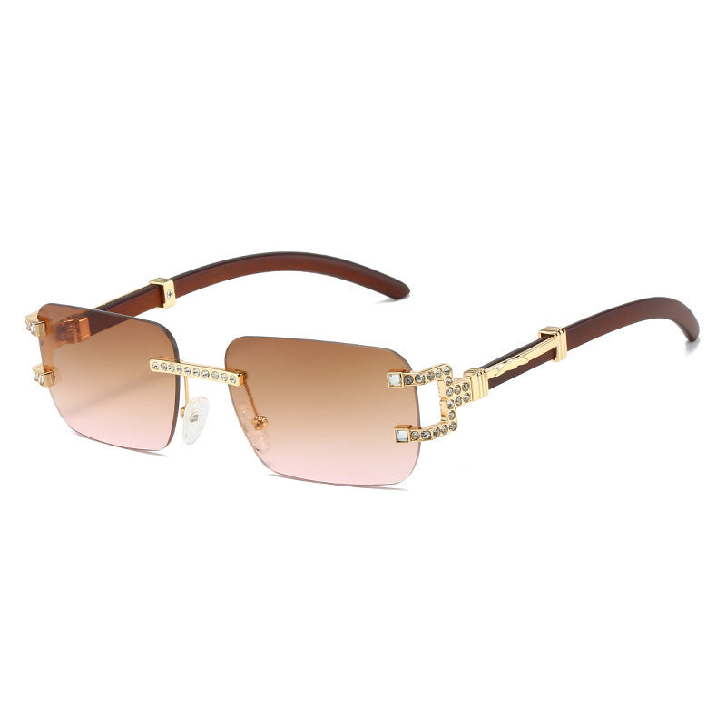 Damen Designer-Sonnenbrille mit einzigartigem Schmuckdetail Karnz