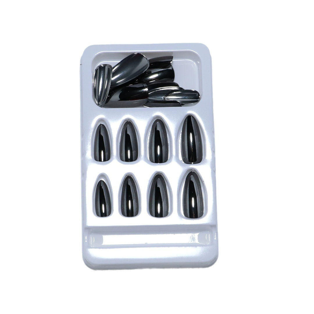Elegante Gel-Nagelerweiterungen Karnz