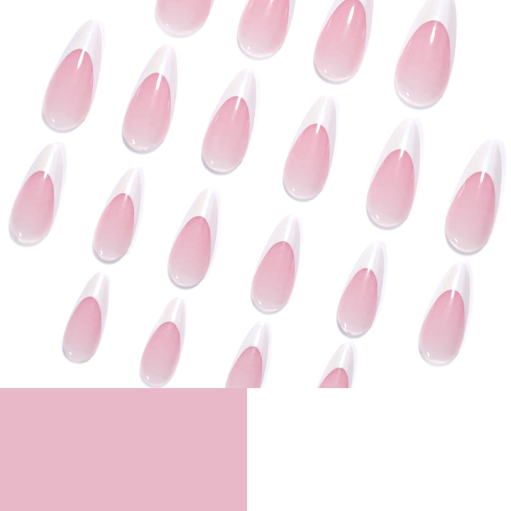 Kunstvolle Stiletto-Nägel mit elegantem Farbverlauf Karnz
