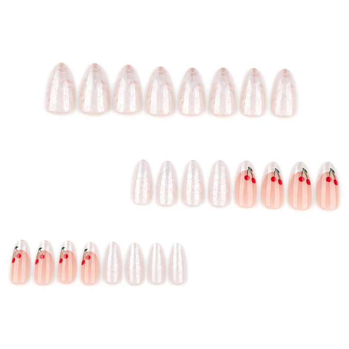 Kunstvolle Nagelverlängerungen mit fruchtigem Design Karnz