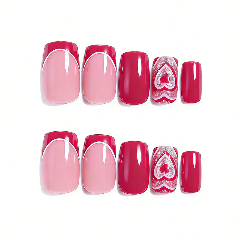 Herz-verzierte Nagelkunst Karnz